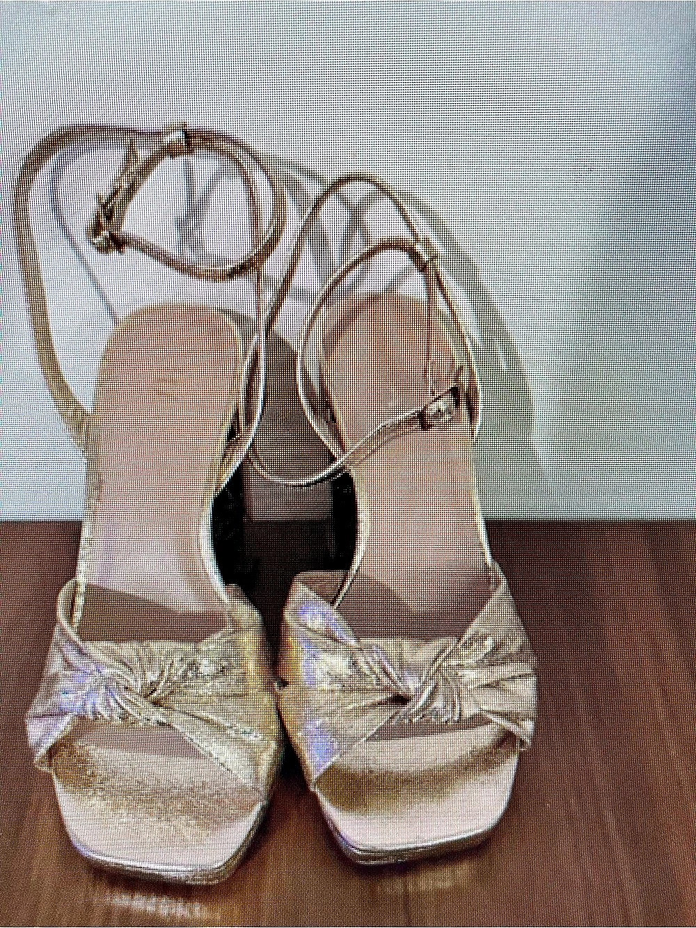Dolce Vita Karlos Sandals Strappy Gold Metallic